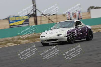 media/Jun-01-2025-CalClub SCCA (Sun) [[eae223c5dd]]/Group 5/Race (Front Straight)/